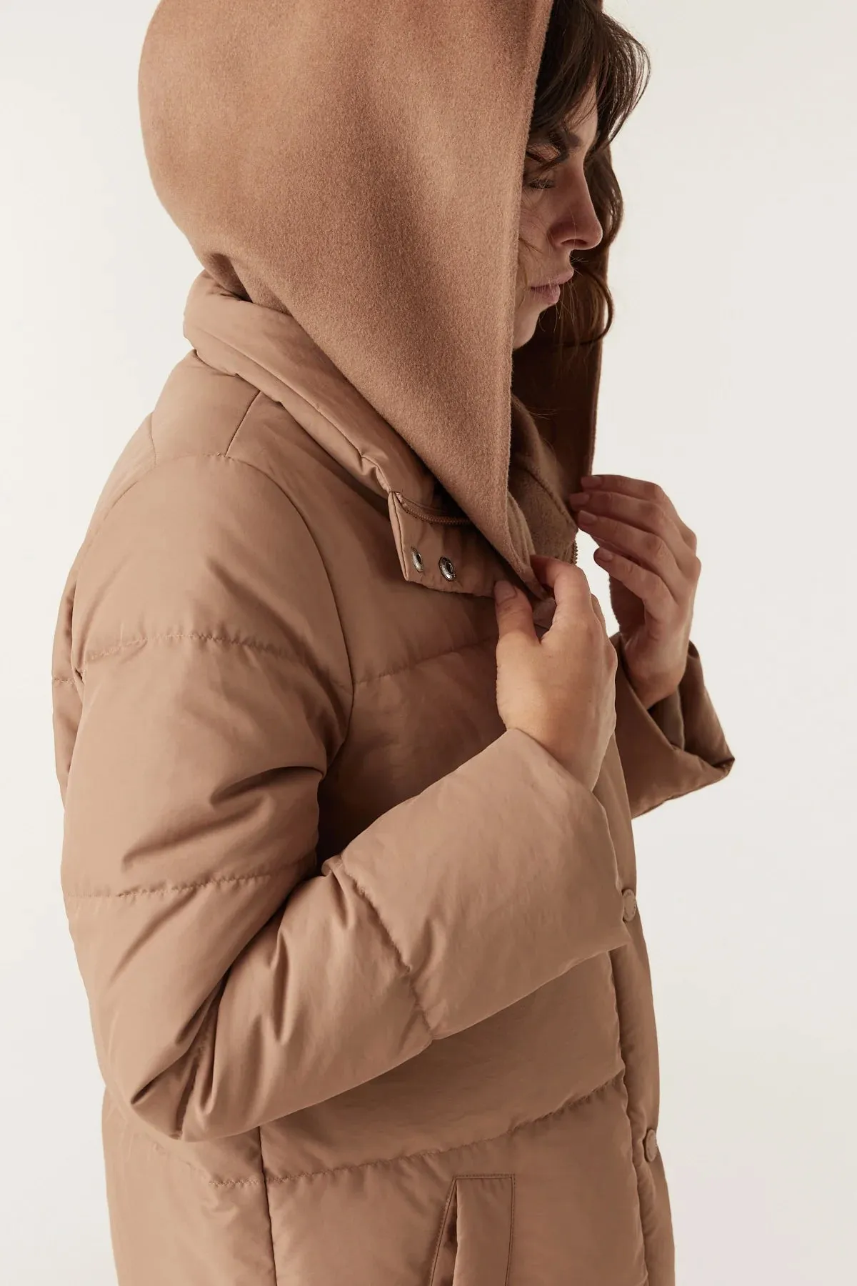 Cable Melbourne, Henderson Puffer | Camel
